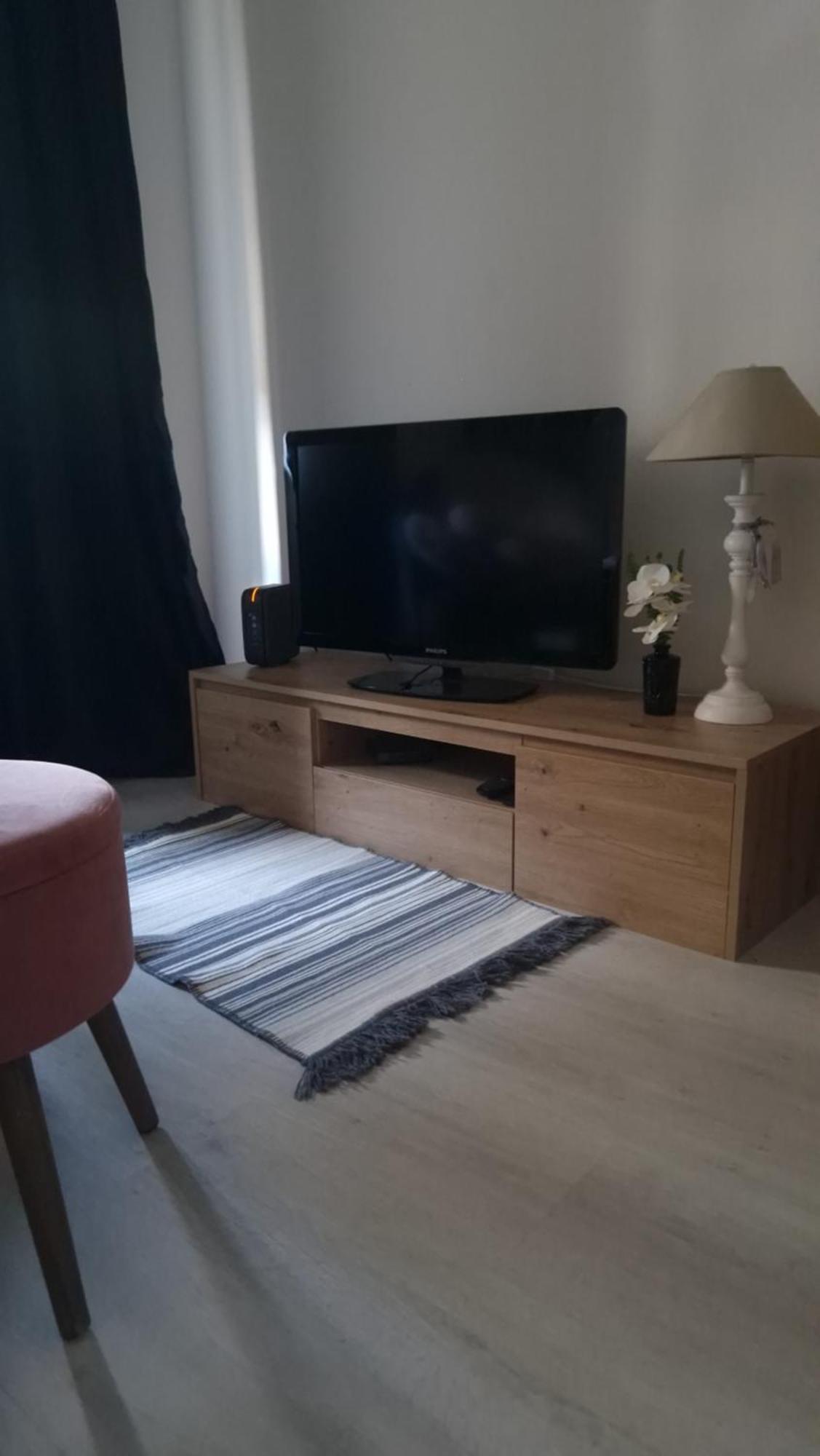 Cosy Appartement Complet Centre-Ville Montbéliard Eksteriør billede